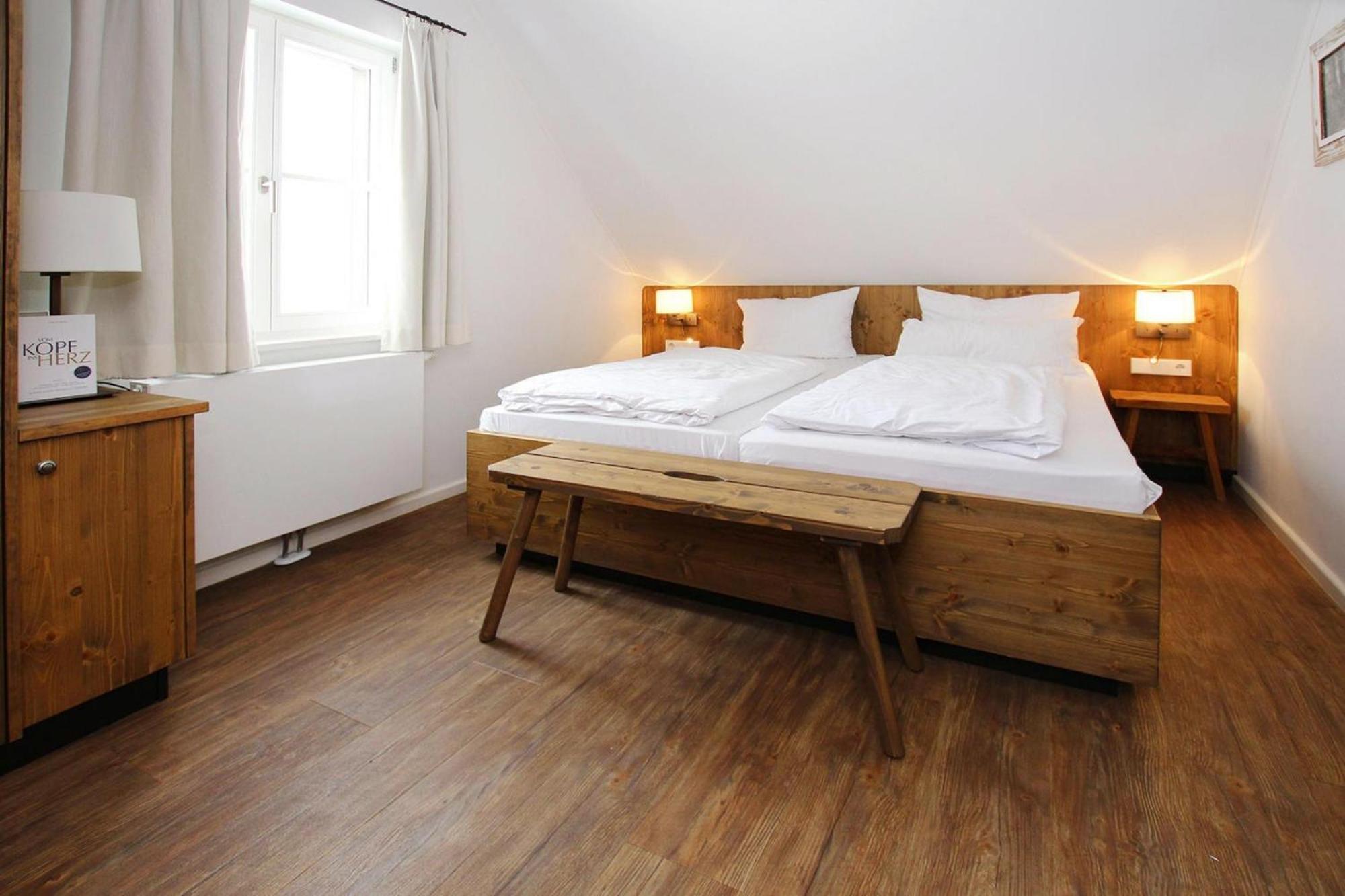 טורפהאוס Semi Detached Houses Turf House מראה חיצוני תמונה